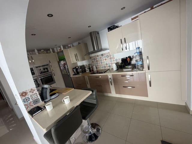 4 soverom Villa til salgs i Avileses, Murcia by med svømmebasseng - € 289 000 (Ref: 10106650)