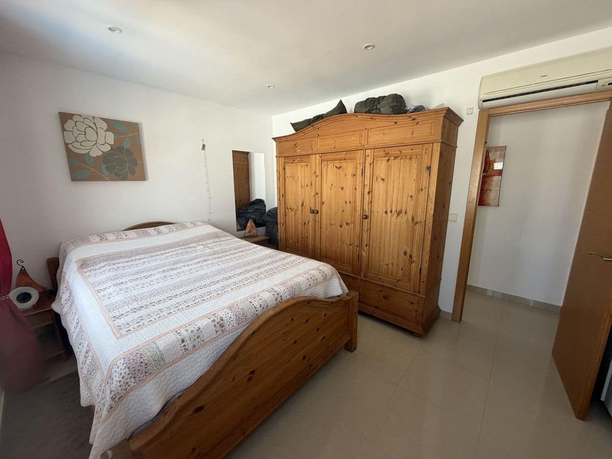 4 soverom Villa til salgs i Avileses med svømmebasseng - € 289 000 (Ref: 10106650)
