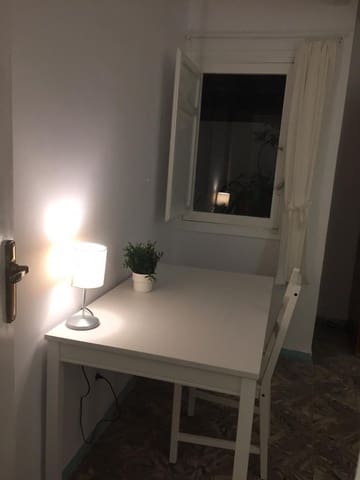 4 slaapkamer Appartement te koop in Barrio del Centro, Alicante stad - € 197.000 (Ref: 10106706)