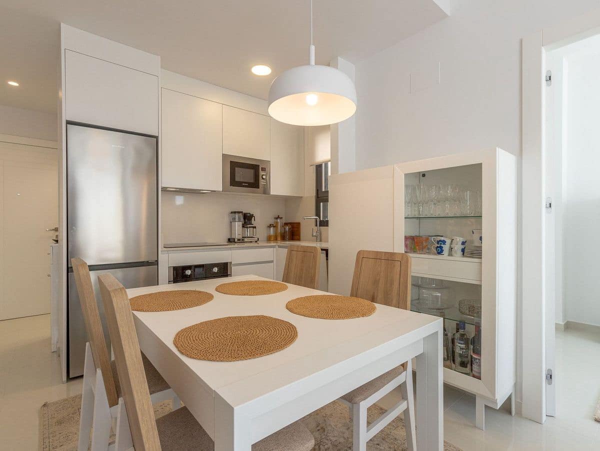 1 soverom Leilighet til salgs i Torrevieja med svømmebasseng - € 228 000 (Ref: 10106716)