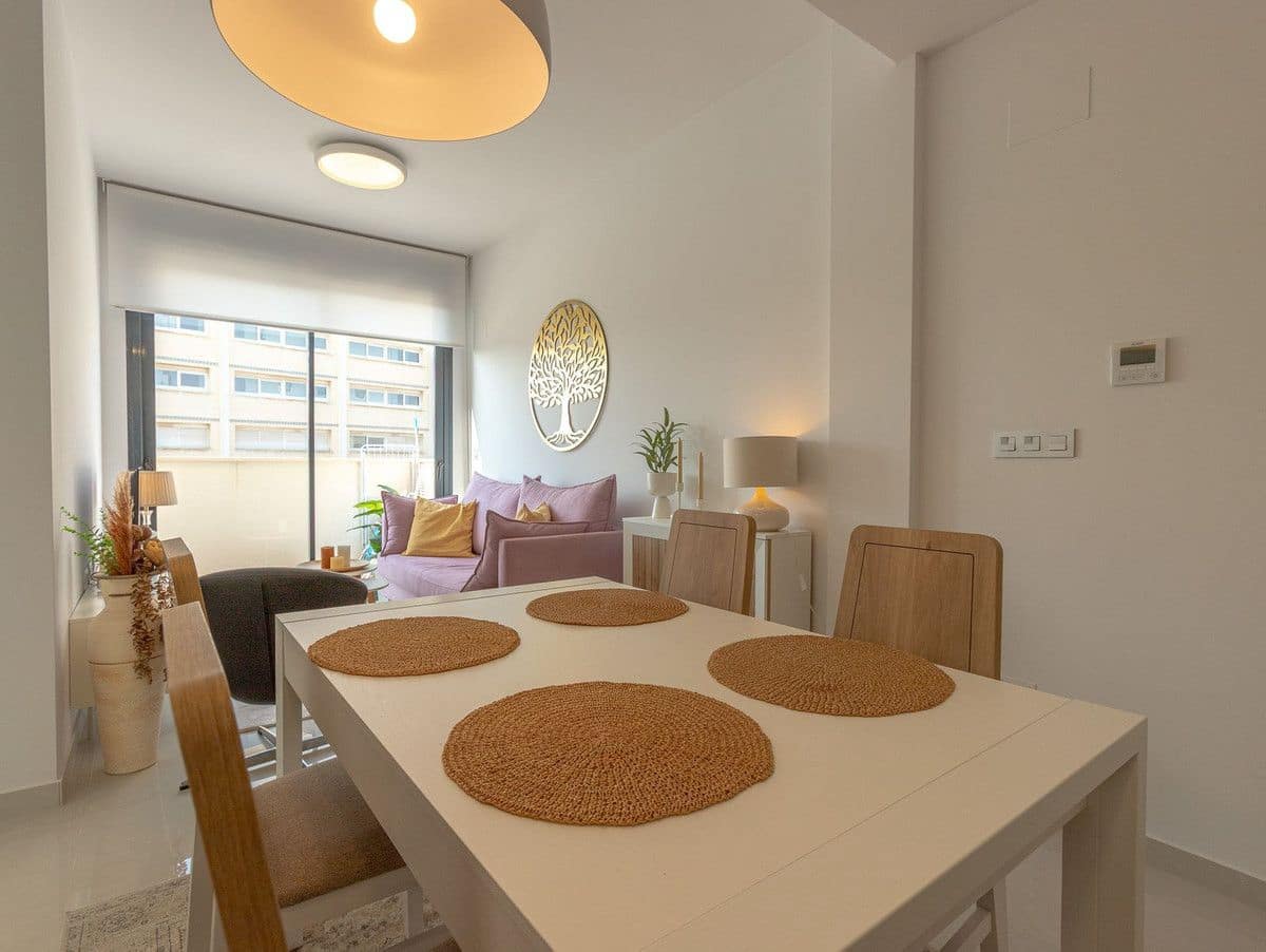 1 soverom Leilighet til salgs i Torrevieja med svømmebasseng - € 228 000 (Ref: 10106716)
