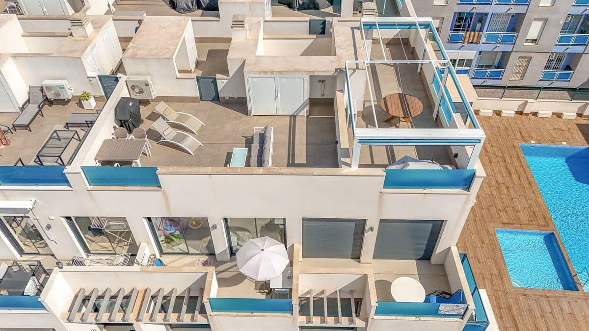 1 soverom Leilighet til salgs i Torrevieja med svømmebasseng - € 228 000 (Ref: 10106716)