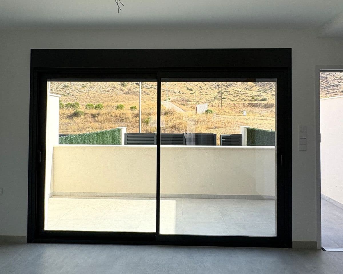 2 quarto Moradia para venda em Cox com piscina - 279 000 € (Ref: 10106719)