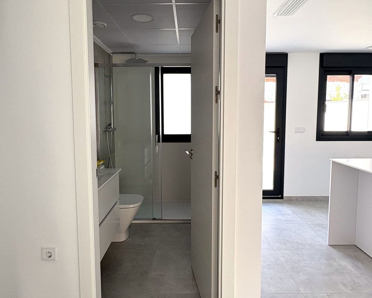 2 quarto Moradia para venda em Cox com piscina - 279 000 € (Ref: 10106719)
