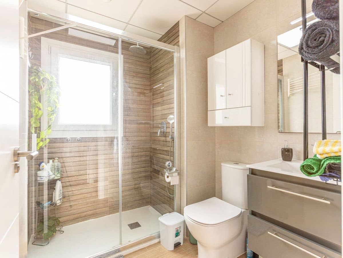 2 soveværelse Lejlighed til salg i Torrevieja med swimmingpool - € 199.000 (Ref: 10106733)