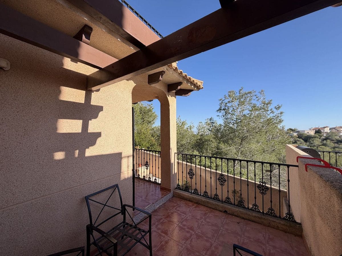 3 sovrum Villa till salu i San Miguel de Salinas med pool - 209 000 € (Ref: 10106734)