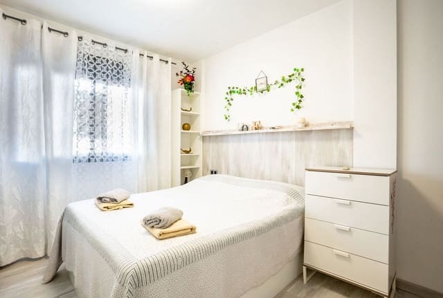 2 quarto Apartamento para venda em La Zenia, Orihuela com piscina - 273 700 € (Ref: 10106743)