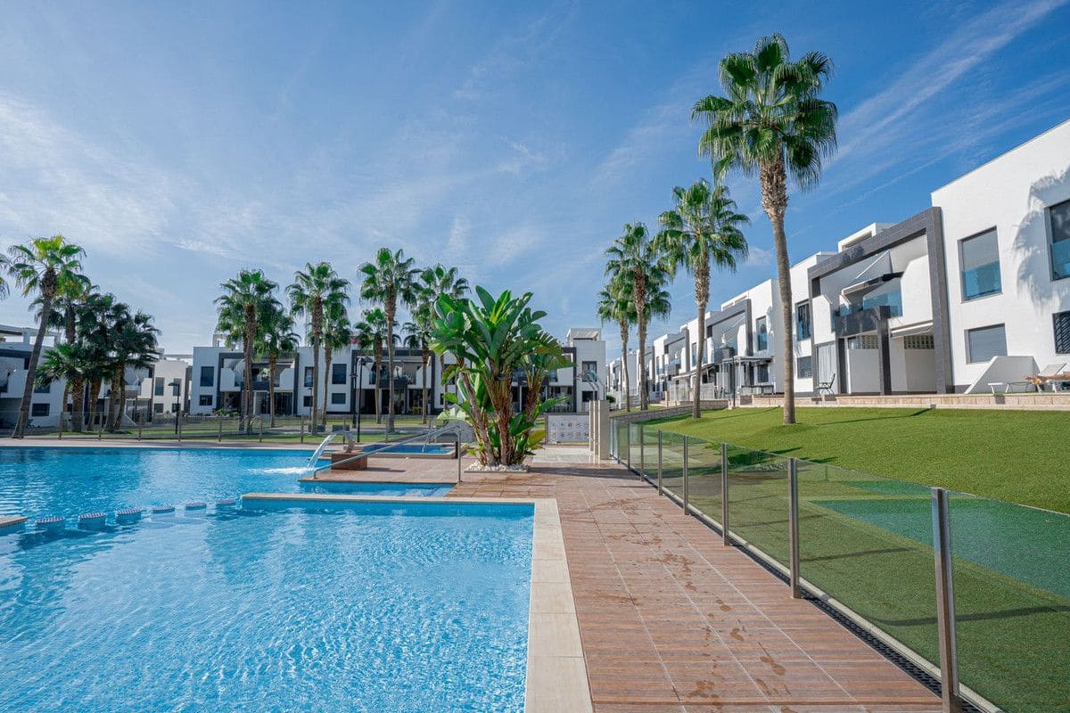 2 quarto Apartamento para venda em La Zenia com piscina - 273 700 € (Ref: 10106743)