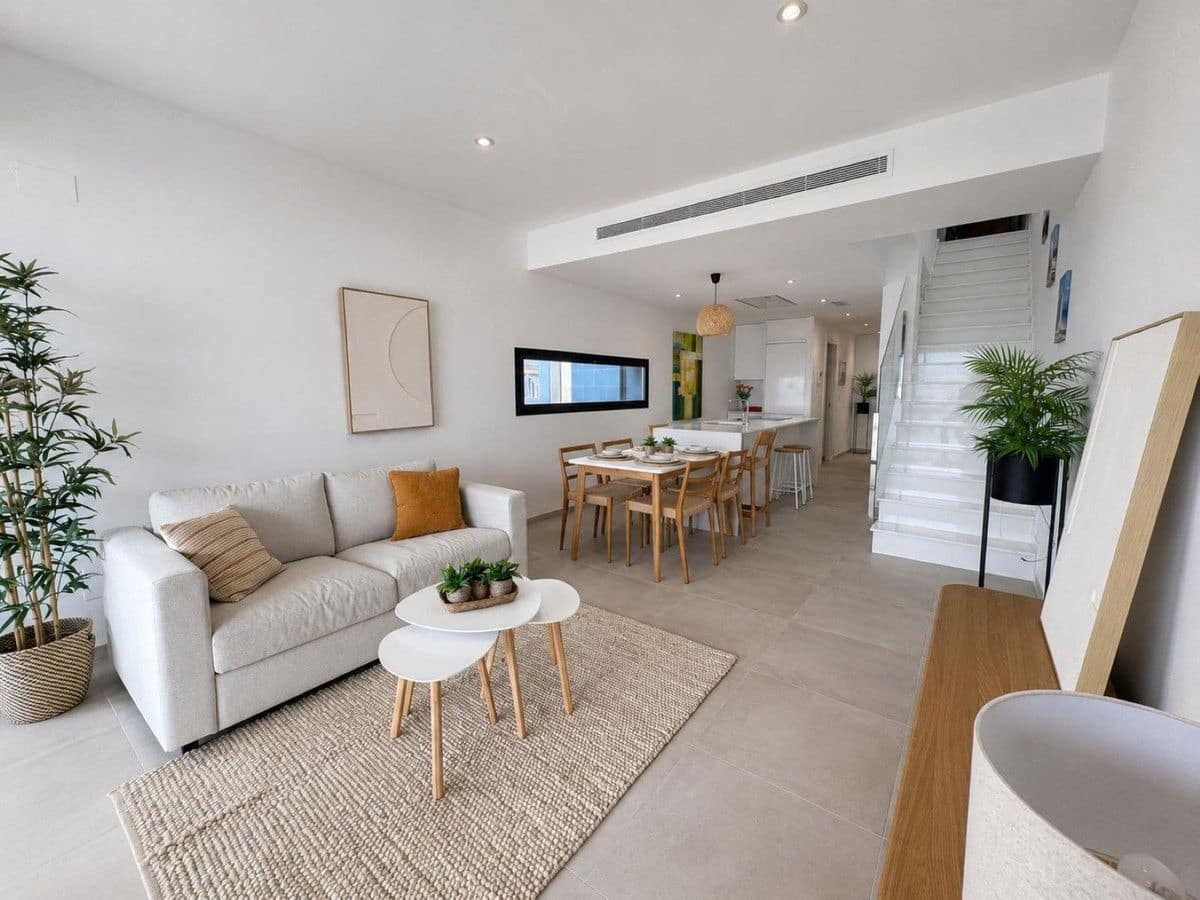 3 bedroom Apartment for sale in Lo Pagan - € 643,000 (Ref: 10106744)
