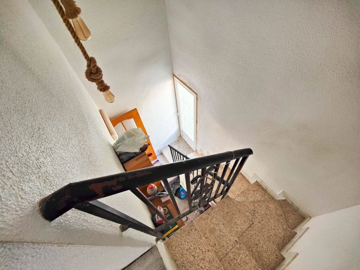 4 slaapkamer Halfvrijstaande villa te koop in San Miguel de Salinas met zwembad - € 189.900 (Ref: 10106753)