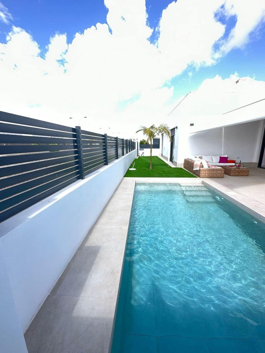 3 chambre Villa/Maison à vendre à Mar de Cristal avec piscine - 449 950 € (Ref: 10106756)