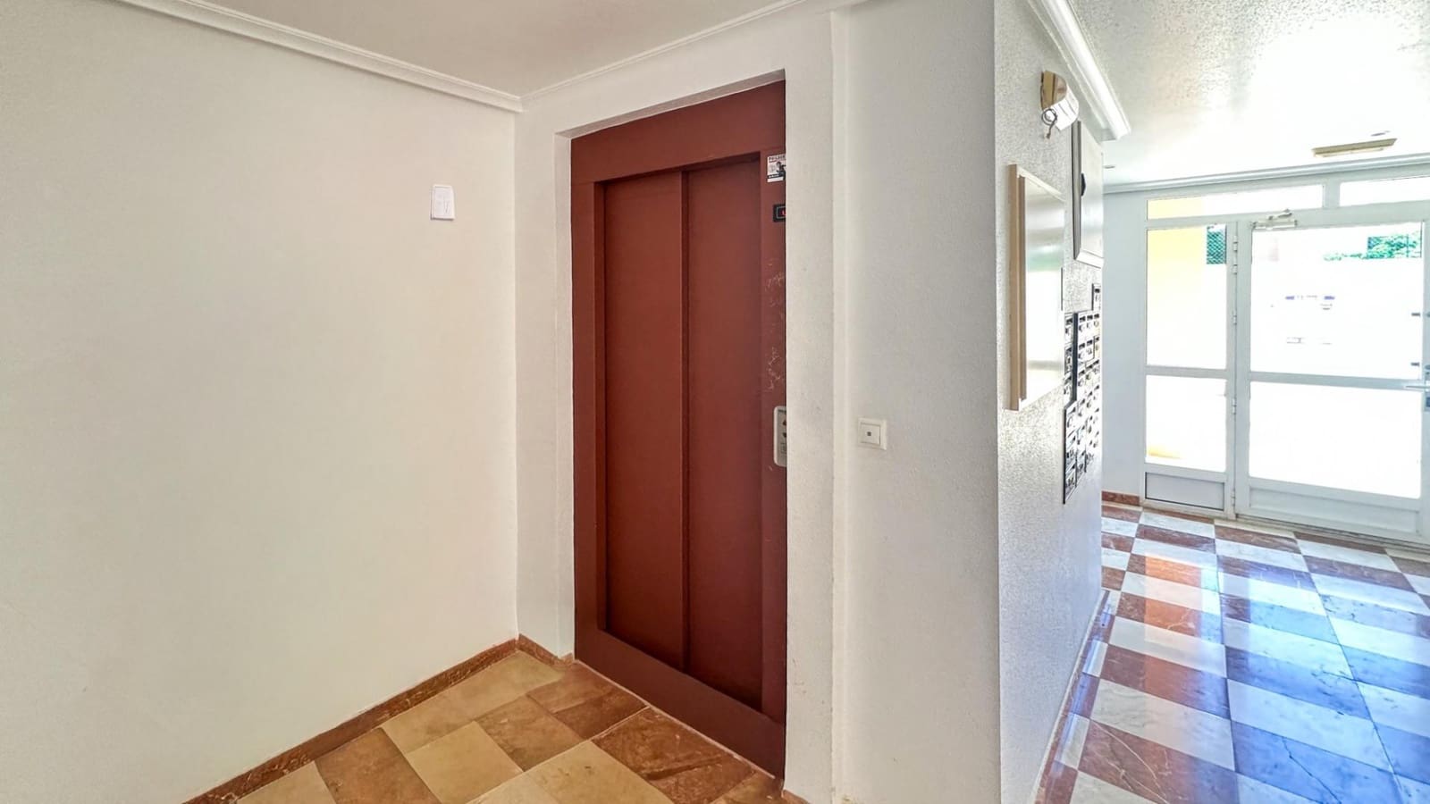 2 sypialnia Apartament na sprzedaż w Guardamar del Segura - 215 000 € (Ref: 10106789)