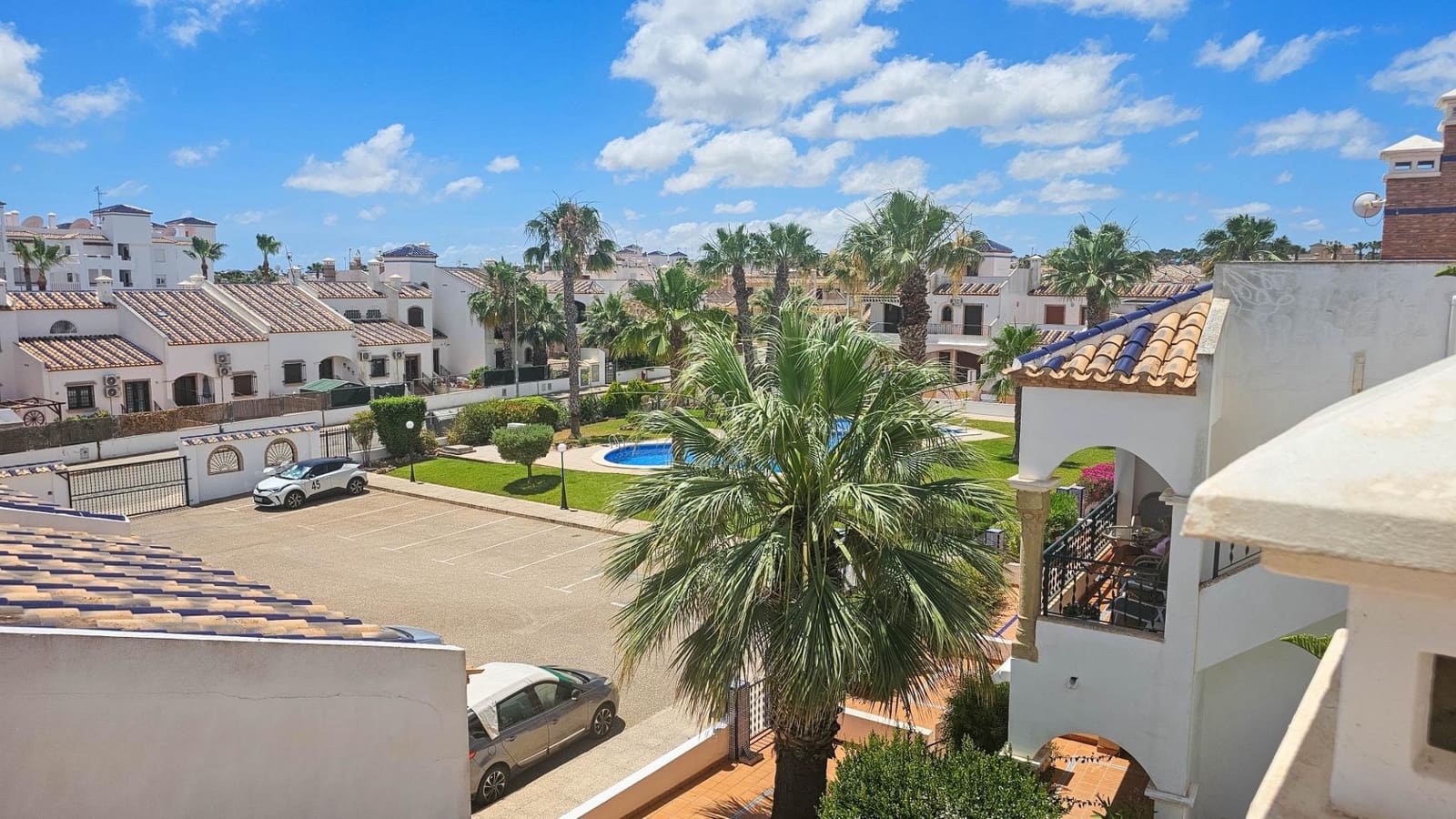 2 slaapkamer Huis te koop in Orihuela Costa met zwembad - € 239.000 (Ref: 10106807)
