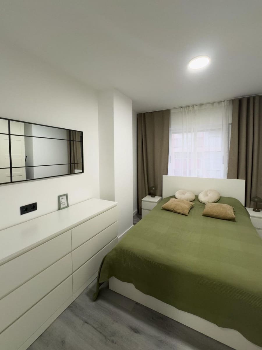 2 soveværelse Lejlighed til salg i Torrevieja med swimmingpool - € 189.000 (Ref: 10106819)