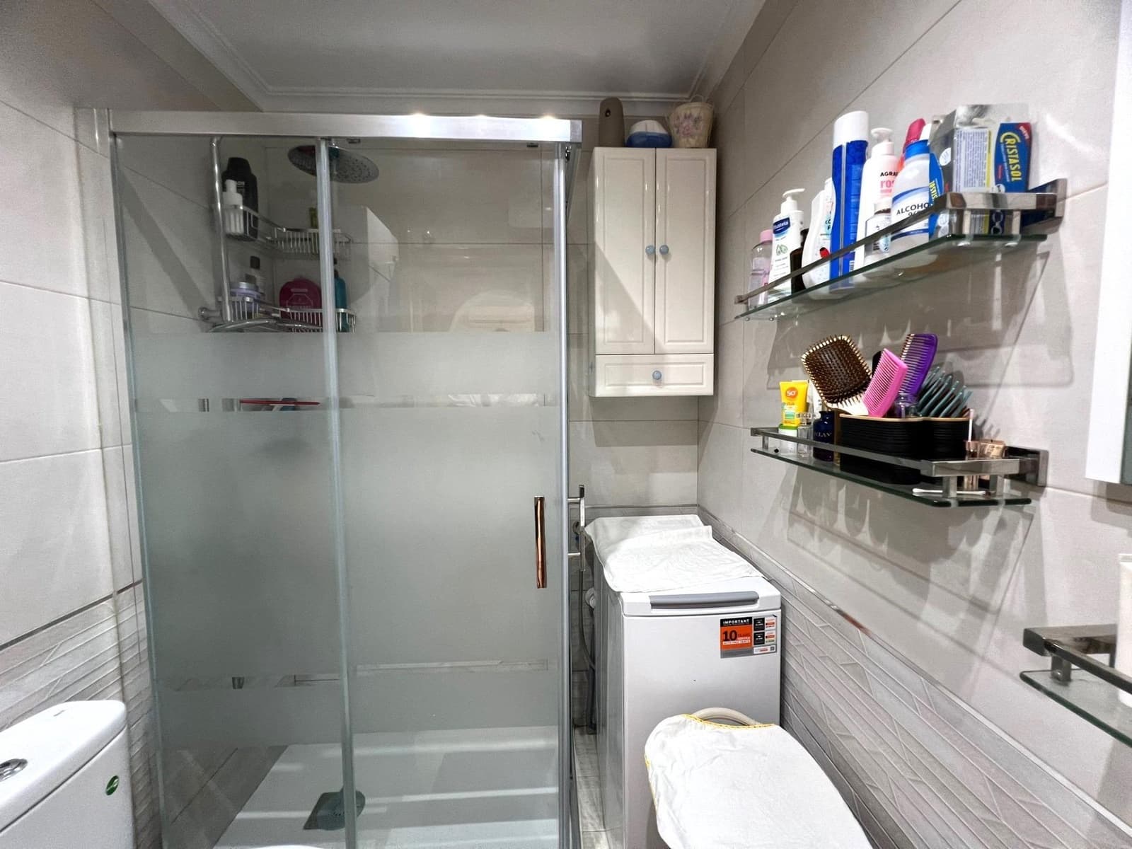Bungalow de 2 habitaciones en Torrevieja en venta con piscina - 180.000 € (Ref: 10106833)
