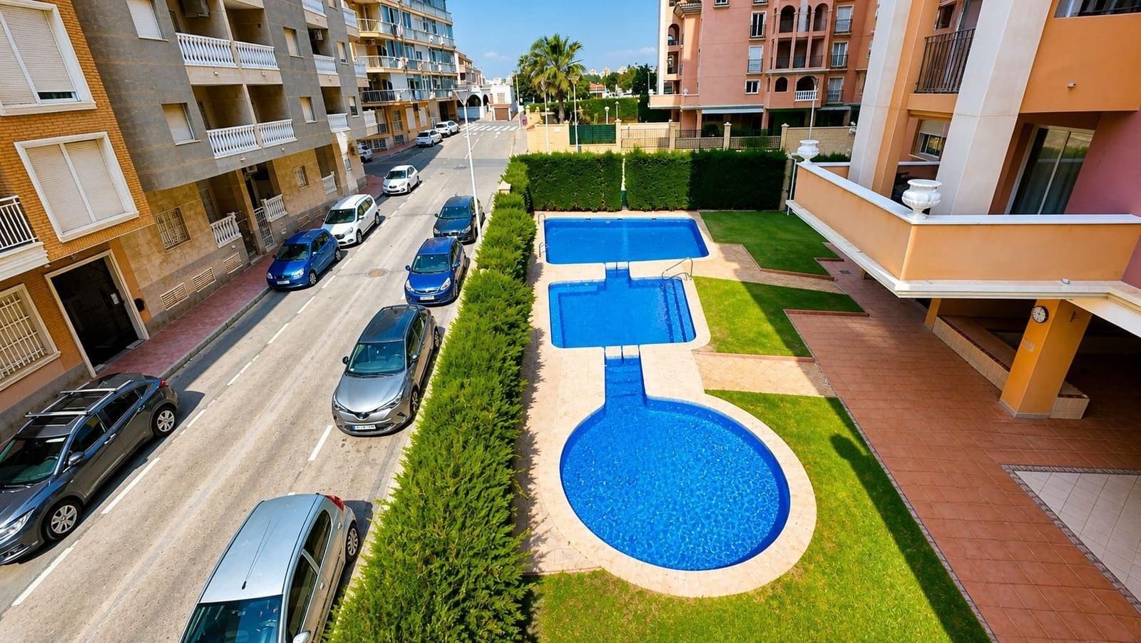 3 soveværelse Lejlighed til salg i Torrevieja med swimmingpool - € 255.000 (Ref: 10106834)