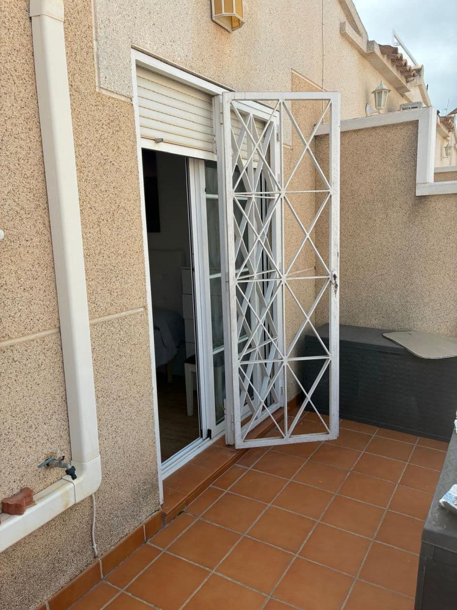 2 Zimmer Bungalow zu verkaufen in La Chismosa mit Pool - 179.000 € (Ref: 10106873)