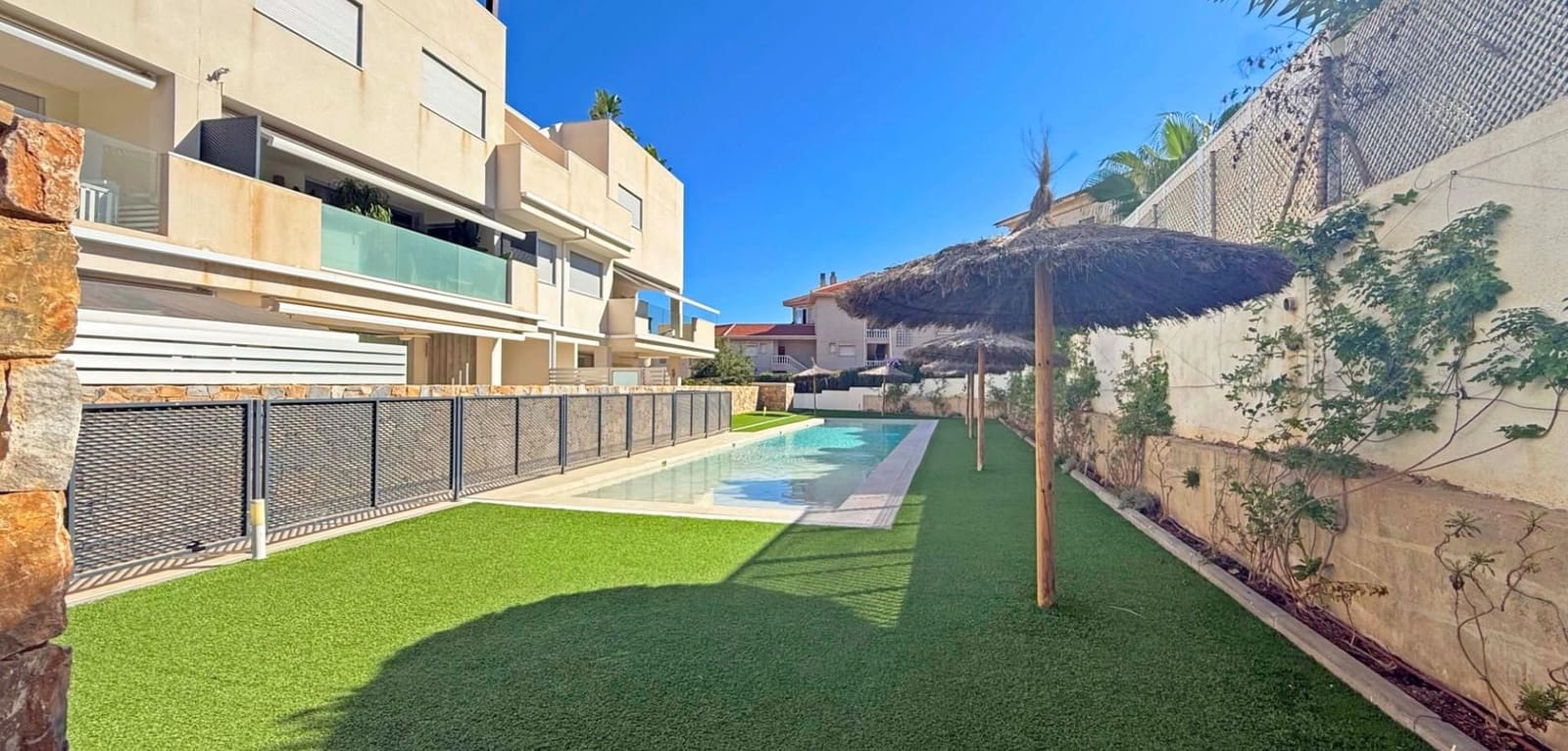 3 bedroom Apartment for sale in Cabo de Palos with pool - € 498,000 (Ref: 10106885)