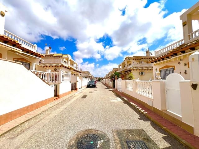 Casa de 3 habitaciones en Los Balcones - Los Altos, Orihuela en venta con piscina - 279.000 € (Ref: 10106913)