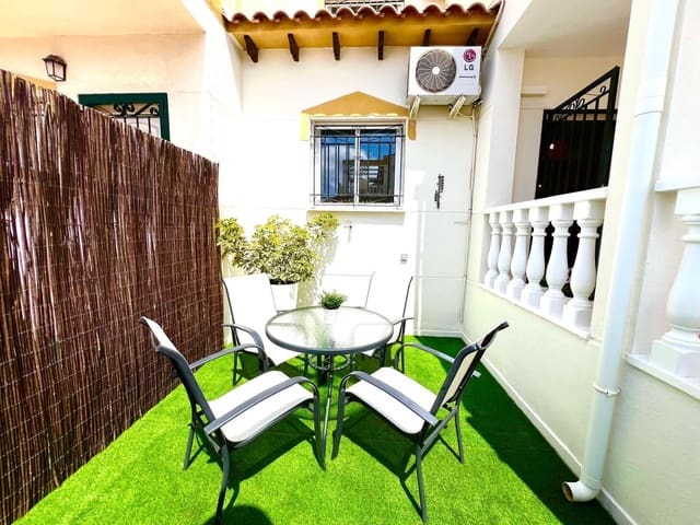 Casa de 3 habitaciones en Los Balcones - Los Altos, Orihuela en venta con piscina - 279.000 € (Ref: 10106913)