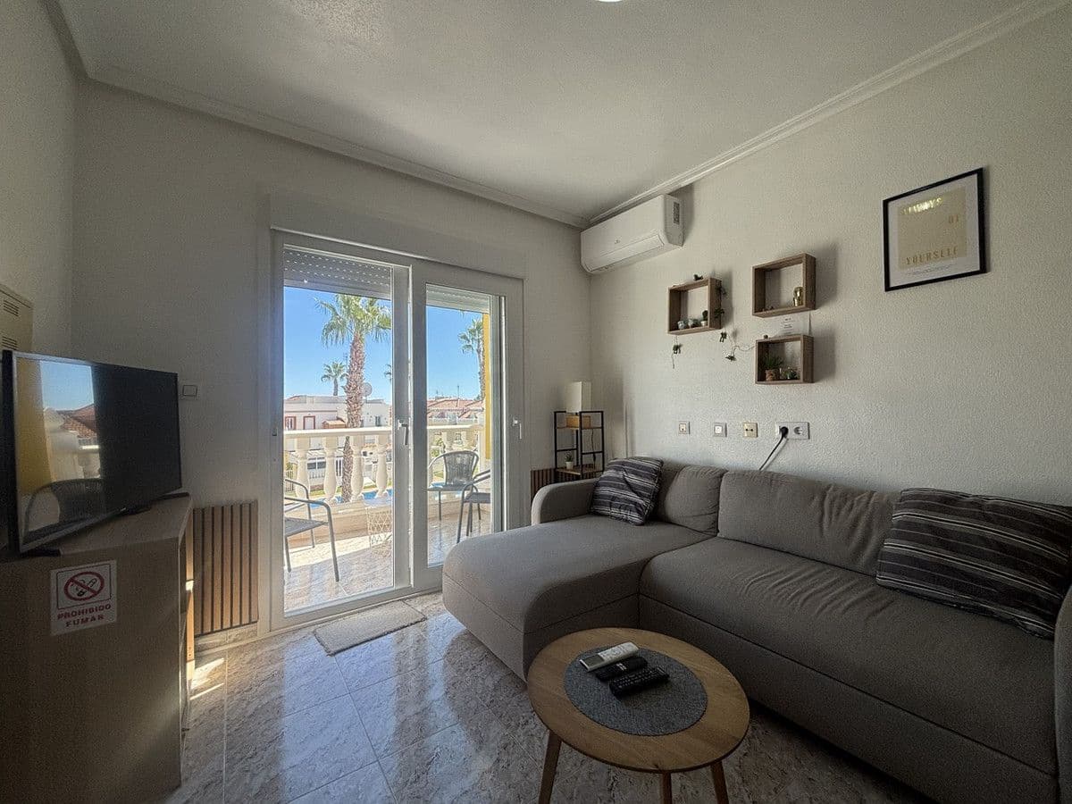 2 soveværelse Lejlighed til salg i Orihuela Costa - € 179.999 (Ref: 10106925)