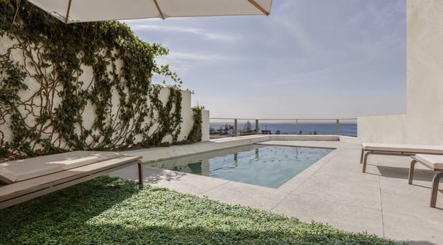 3 bedroom Villa for sale in Rincón de la Victoria with pool - € 850,000 (Ref: 10106967)