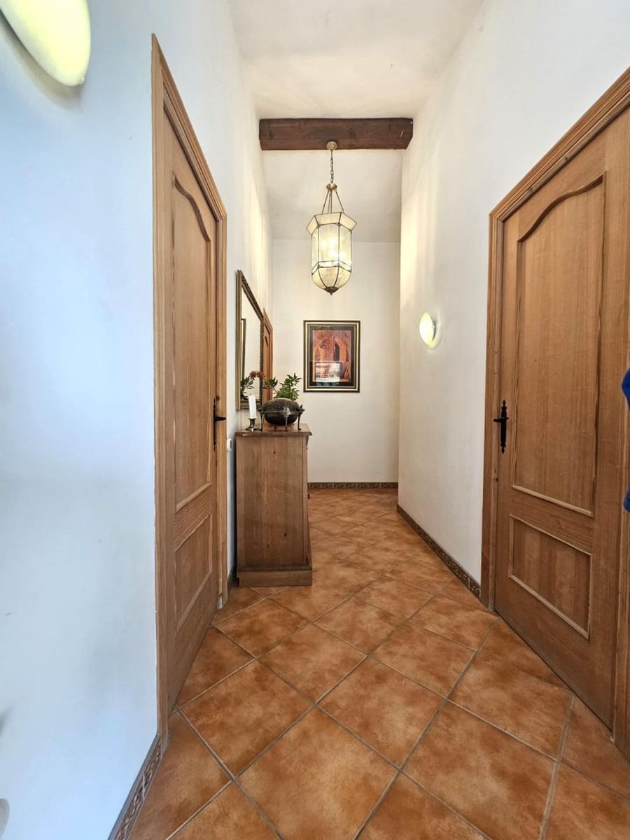 5 bedroom Villa for sale in Orihuela with pool - € 459,000 (Ref: 10107007)