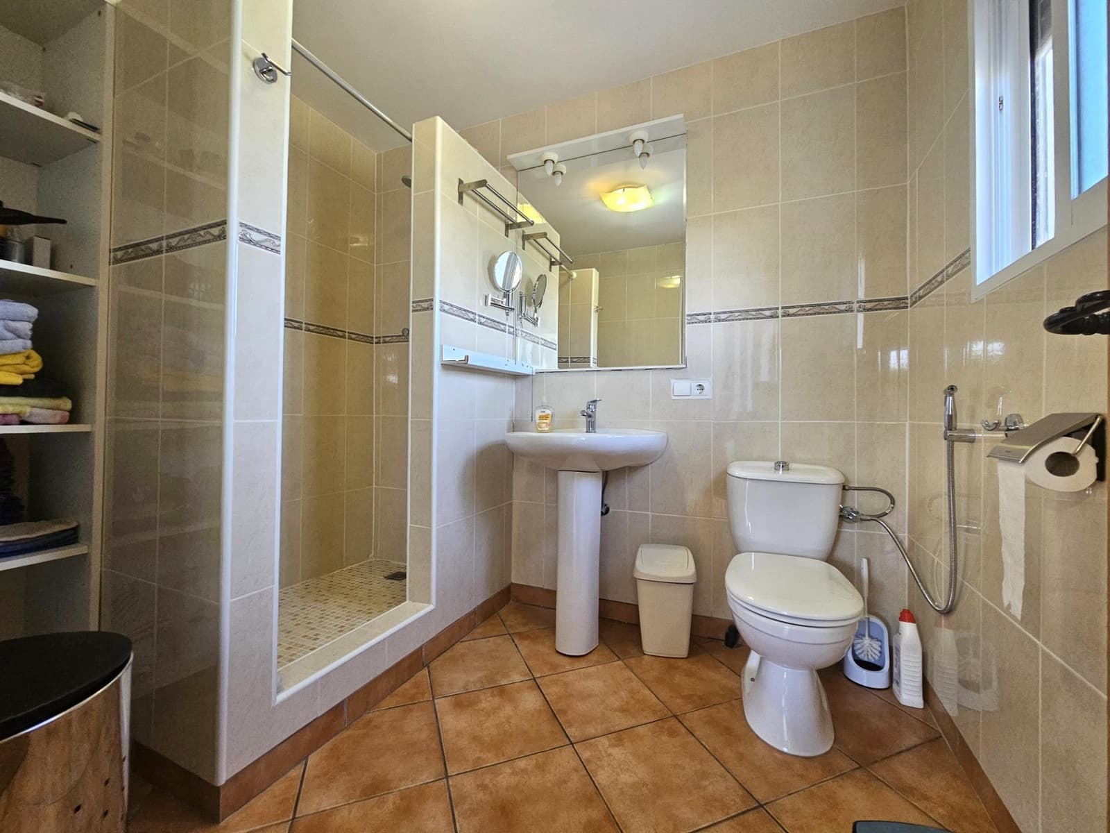 5 bedroom Villa for sale in Orihuela with pool - € 459,000 (Ref: 10107007)