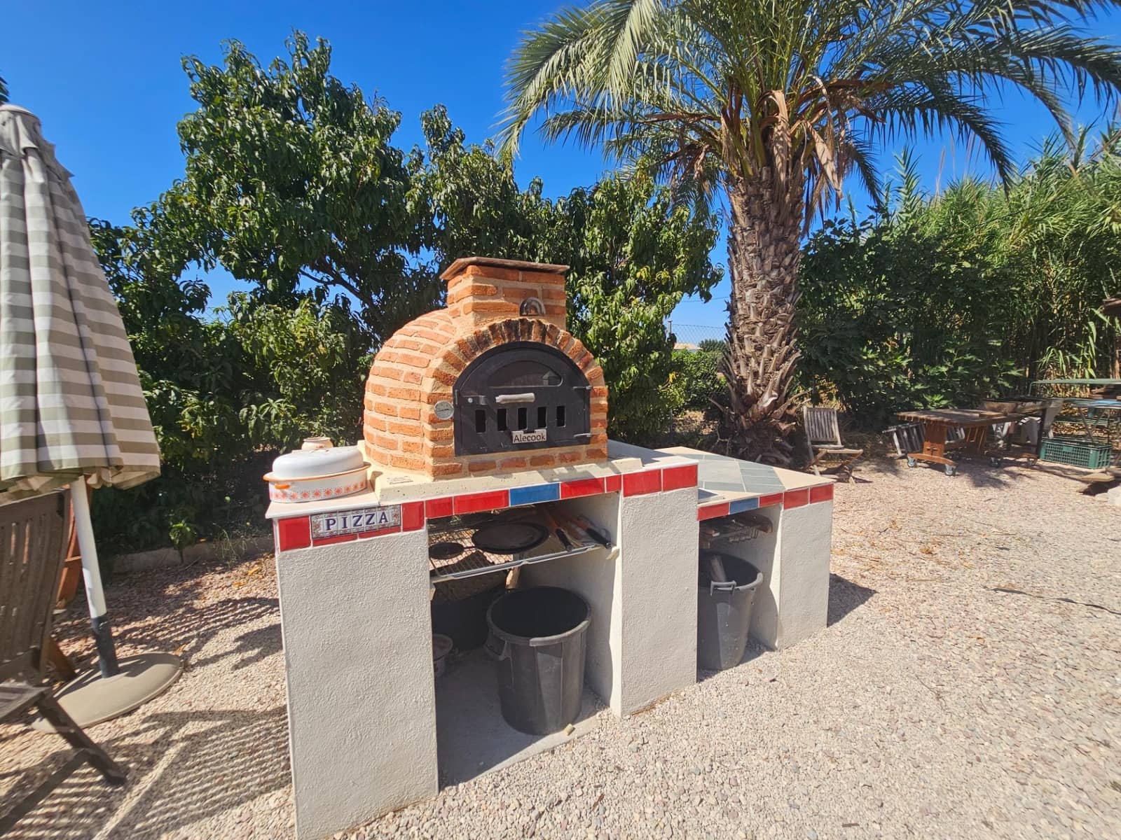 5 bedroom Villa for sale in Orihuela with pool - € 459,000 (Ref: 10107007)