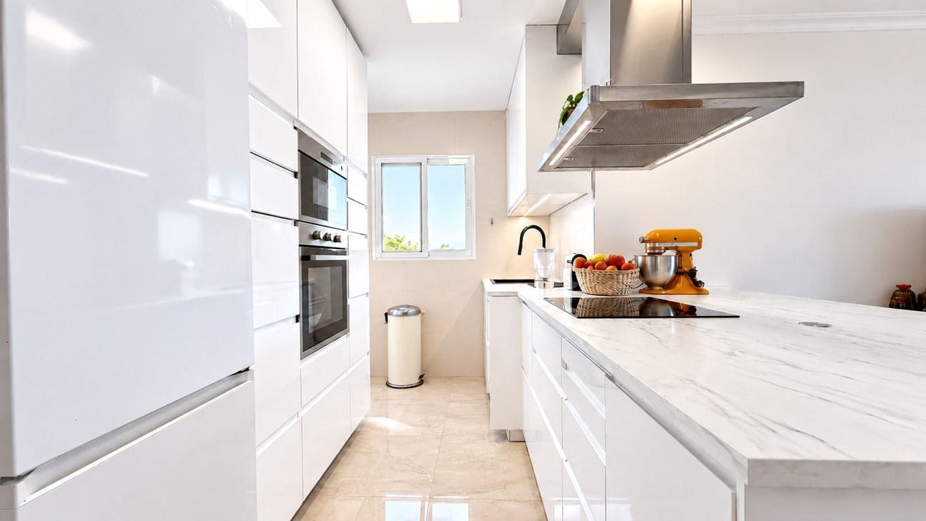 3 bedroom Apartment for sale in Alicante / Alacant city - € 279,000 (Ref: 10107085)