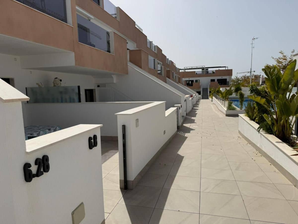 2 sypialnia Apartament na sprzedaż w Pilar de la Horadada z basenem - 269 900 € (Ref: 10107430)
