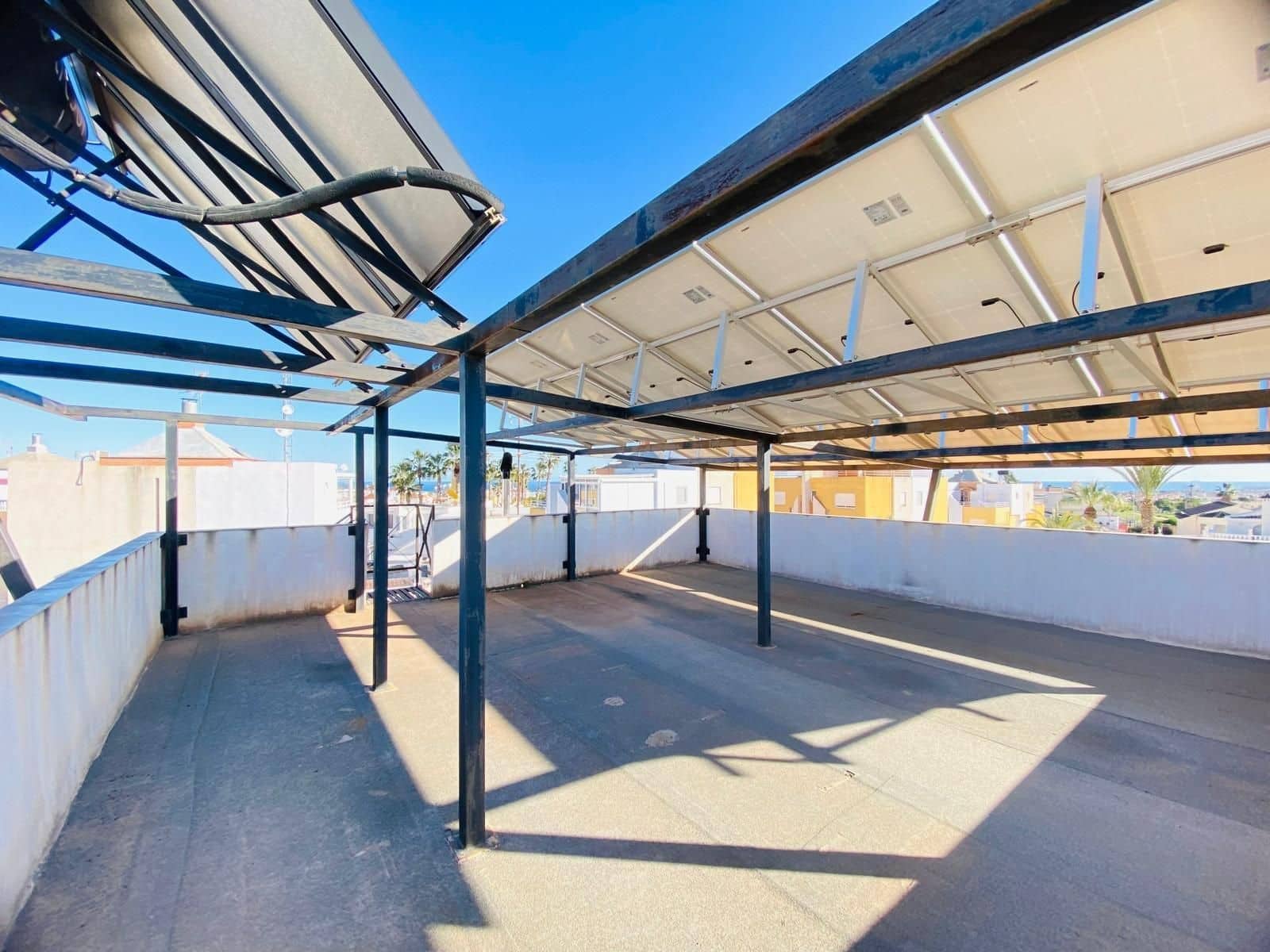 2 Zimmer Villa zu verkaufen in La Florida mit Pool - 819.900 € (Ref: 10107446)
