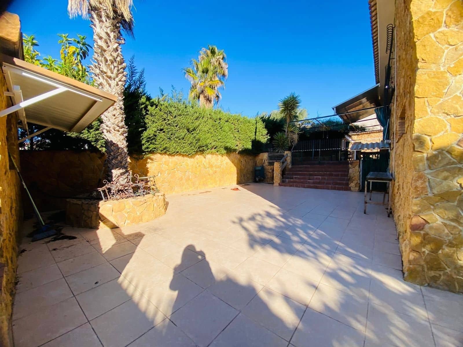 2 Zimmer Villa zu verkaufen in La Florida mit Pool - 819.900 € (Ref: 10107446)