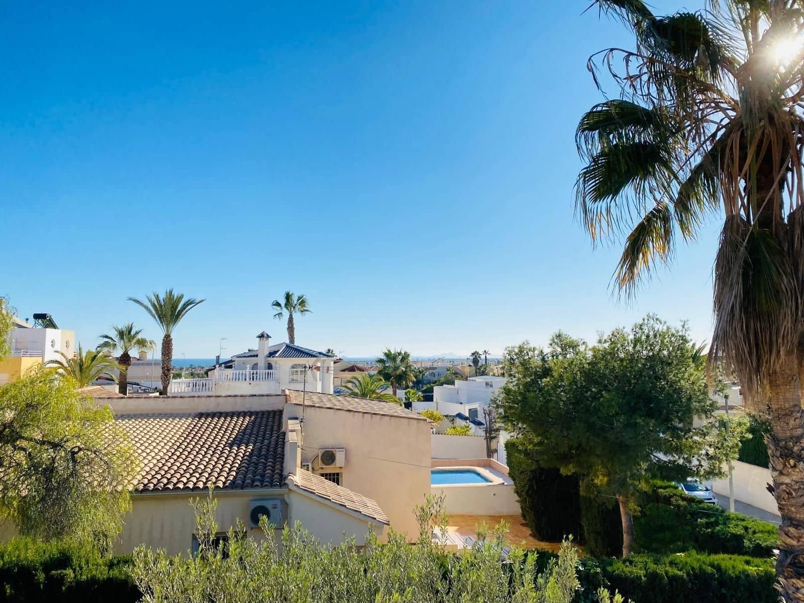 2 Zimmer Villa zu verkaufen in La Florida mit Pool - 819.900 € (Ref: 10107446)