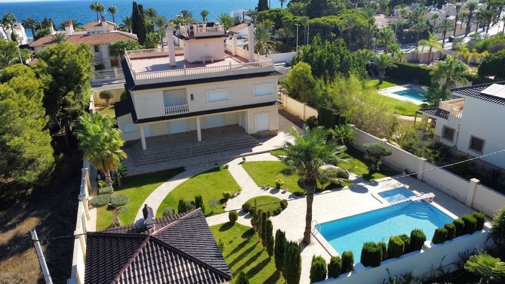9 Zimmer Villa zu verkaufen in Cabo Roig mit Pool - 1.750.000 € (Ref: 10107448)