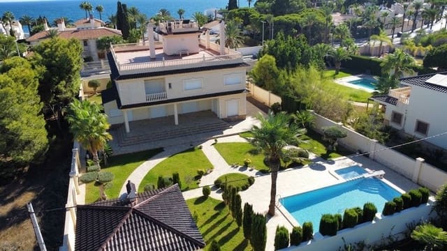 9 Zimmer Villa zu verkaufen in Cabo Roig, Orihuela mit Pool - 1.750.000 € (Ref: 10107448)