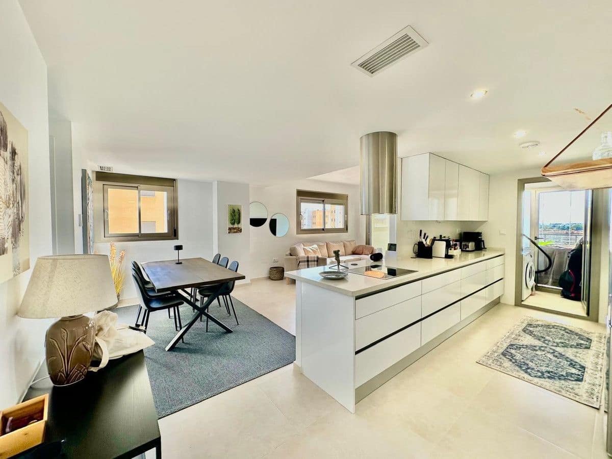 3 makuuhuone Huoneisto myytävänä paikassa Orihuela Costa - 369 900 € (Ref: 10107461)