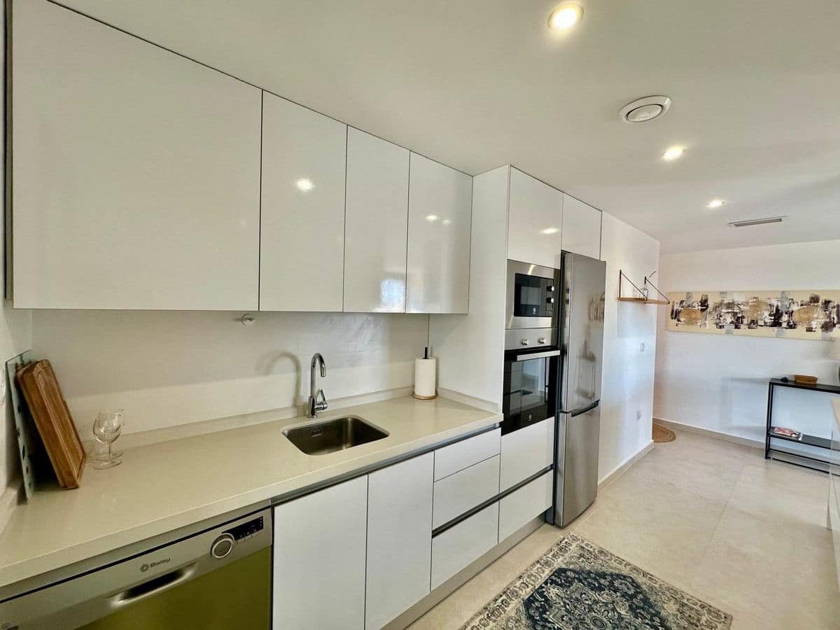 3 makuuhuone Huoneisto myytävänä paikassa Orihuela Costa - 369 900 € (Ref: 10107461)