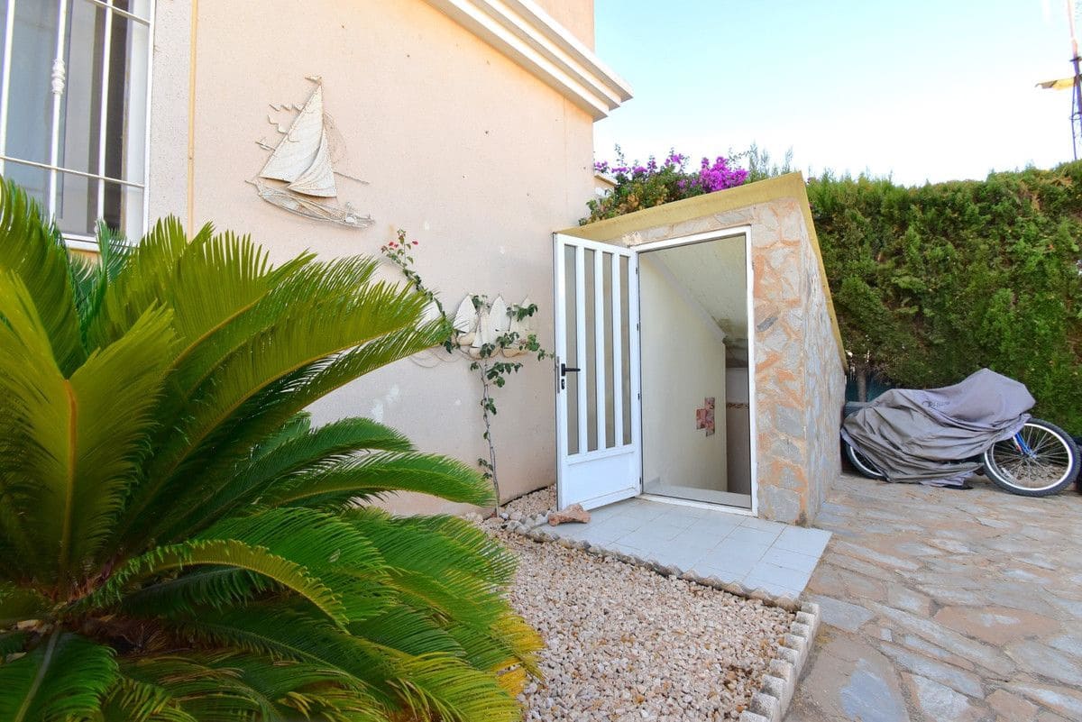 3 sovrum Hus till salu i Orihuela Costa med pool - 259 000 € (Ref: 10108575)