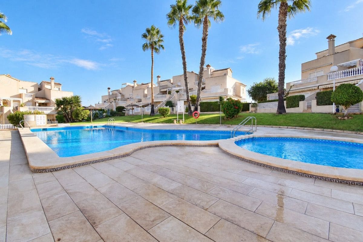 3 sovrum Hus till salu i Orihuela Costa med pool - 259 000 € (Ref: 10108575)