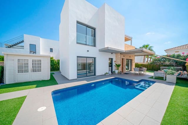Chalet de 3 habitaciones en Ciudad Quesada, Rojales en venta con piscina - 550.000 € (Ref: 10109106)