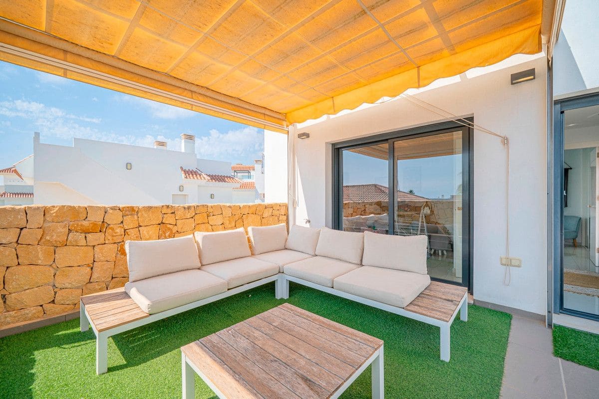Chalet de 3 habitaciones en Rojales en venta con piscina - 550.000 € (Ref: 10109106)