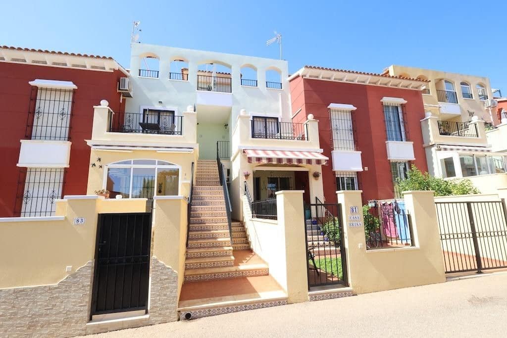 2 soveværelse Lejlighed til salg i Torrevieja med swimmingpool - € 210.000 (Ref: 10109107)