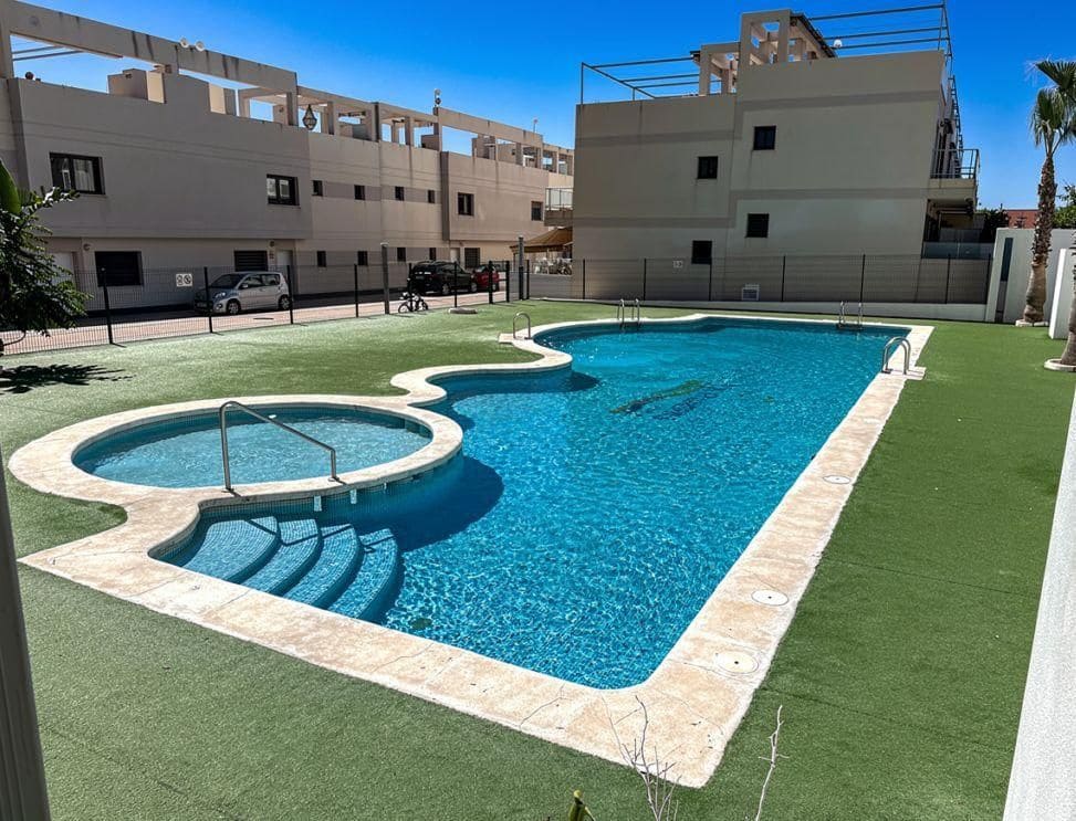 Apartamento de 2 habitaciones en El Mojon en venta - 289.999 € (Ref: 10109133)