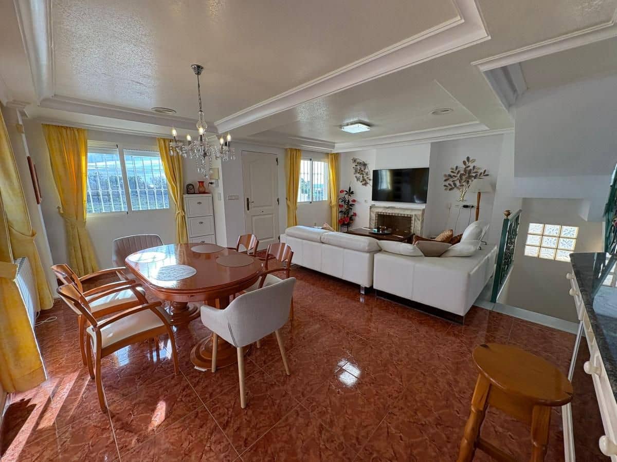 4 sovrum Villa till salu i Torrevieja - 594 900 € (Ref: 10109135)