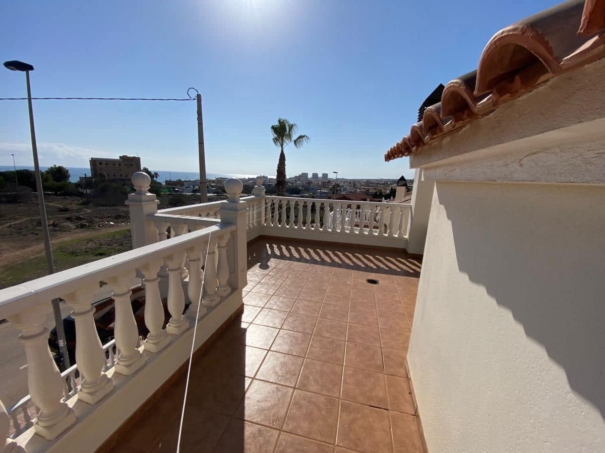 4 sovrum Villa till salu i Torrevieja - 594 900 € (Ref: 10109135)