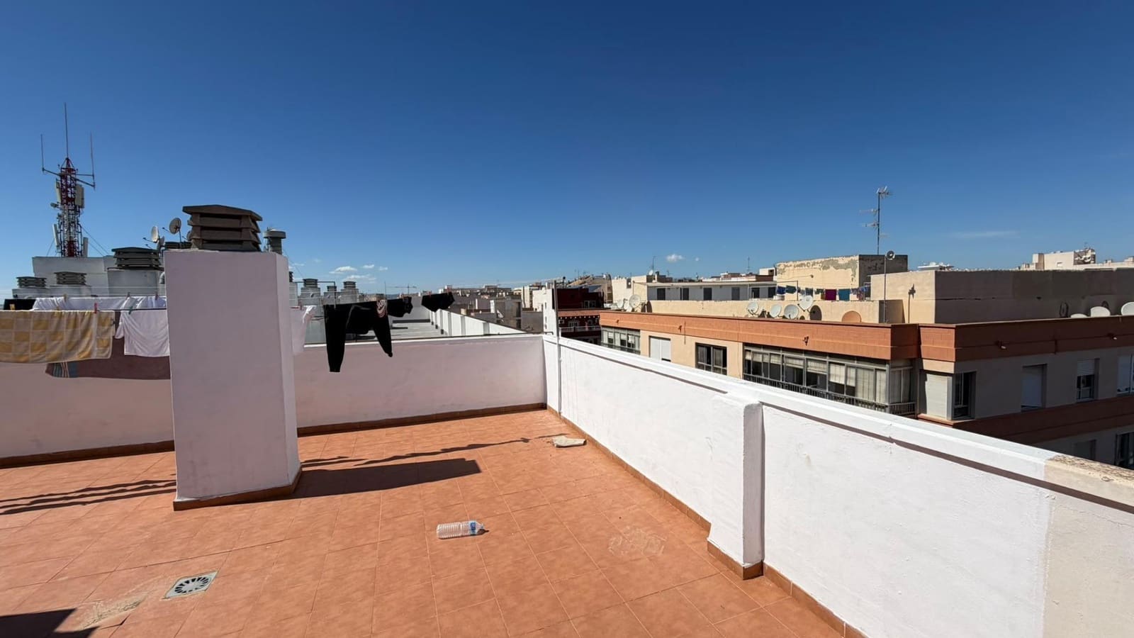2 soveværelse Lejlighed til salg i Torrevieja med swimmingpool - € 175.900 (Ref: 10109138)