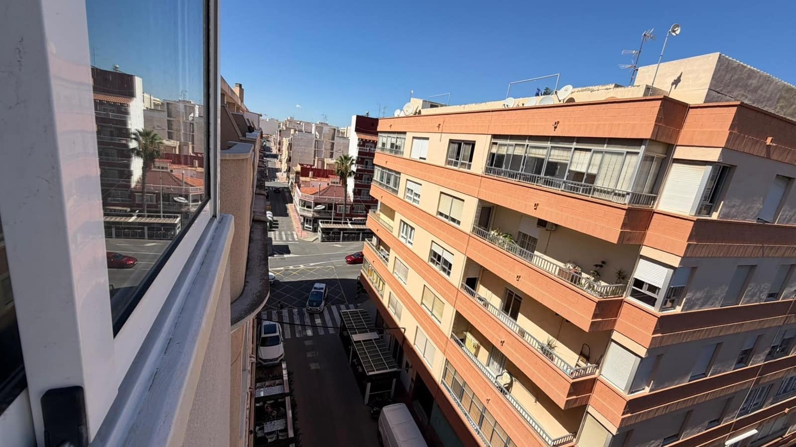 2 soveværelse Lejlighed til salg i Torrevieja med swimmingpool - € 175.900 (Ref: 10109138)