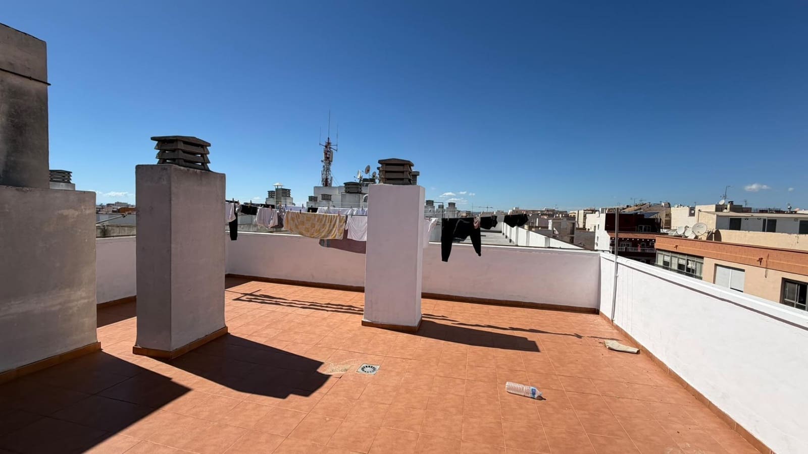 2 soveværelse Lejlighed til salg i Torrevieja med swimmingpool - € 175.900 (Ref: 10109138)