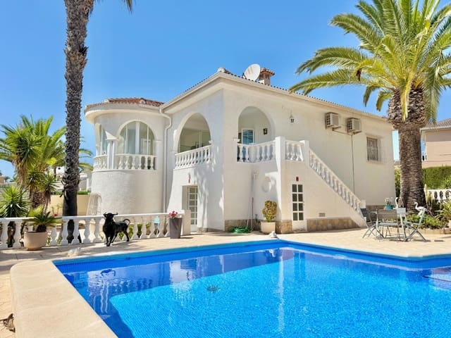 4 soverom Villa til salgs i Ciudad Quesada, Rojales med svømmebasseng - € 690 000 (Ref: 10109142)